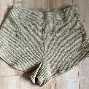 Free People beach knit short. Size large